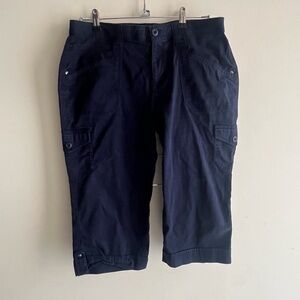 Navy Cargo Capri Pants - Casual Utility Style srilanka